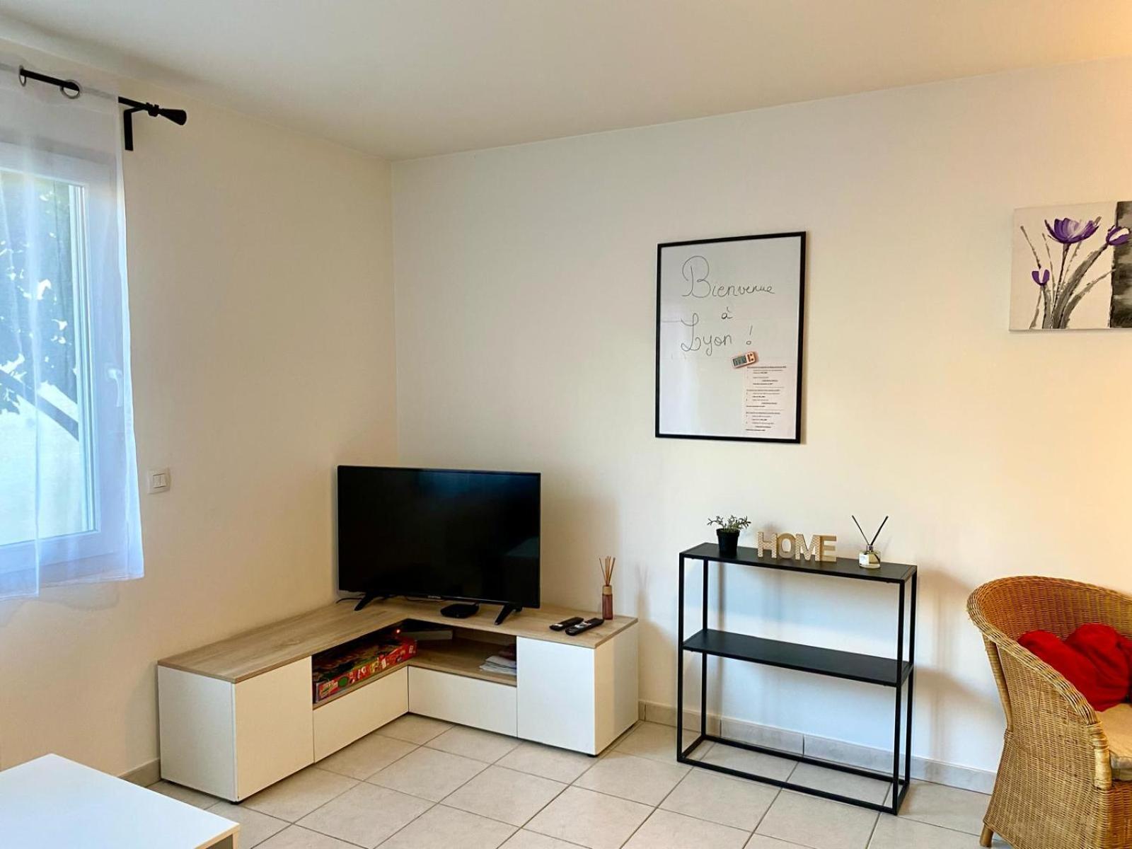 Appartement Residence Quartier Vilette Paul Bert Box Garage Lyon Exterior foto